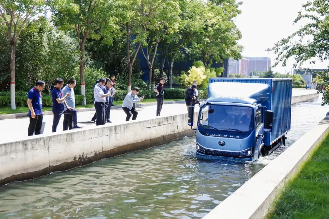 如何抢占冷链发展“鲜”机？宇通轻卡带来全新答案